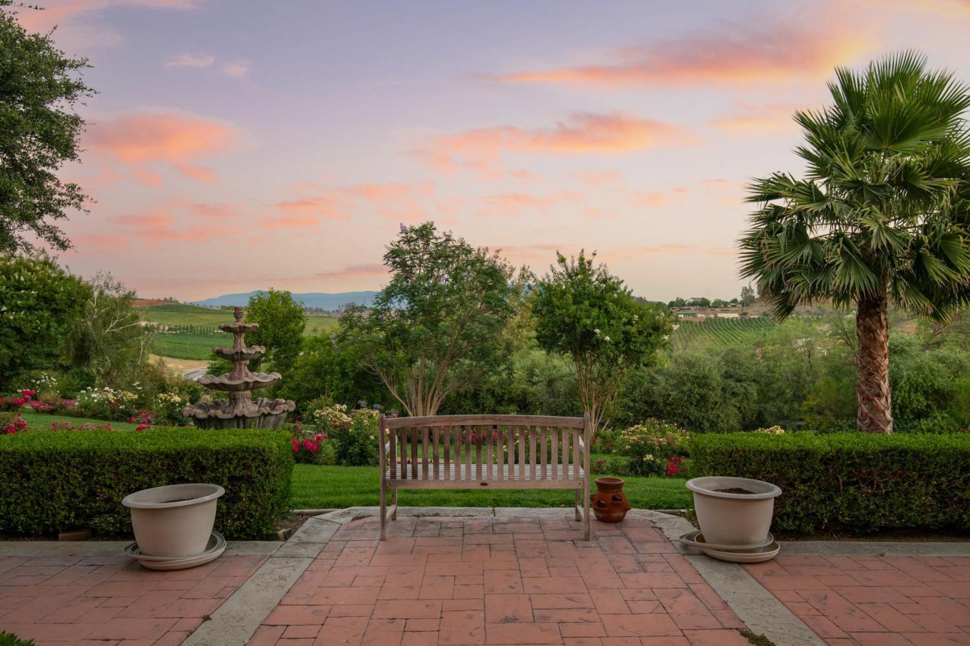 Grand Contento By Avantstay Extraordinary Estate W Pool Hot Tub Movie Room Темекула Екстер'єр фото